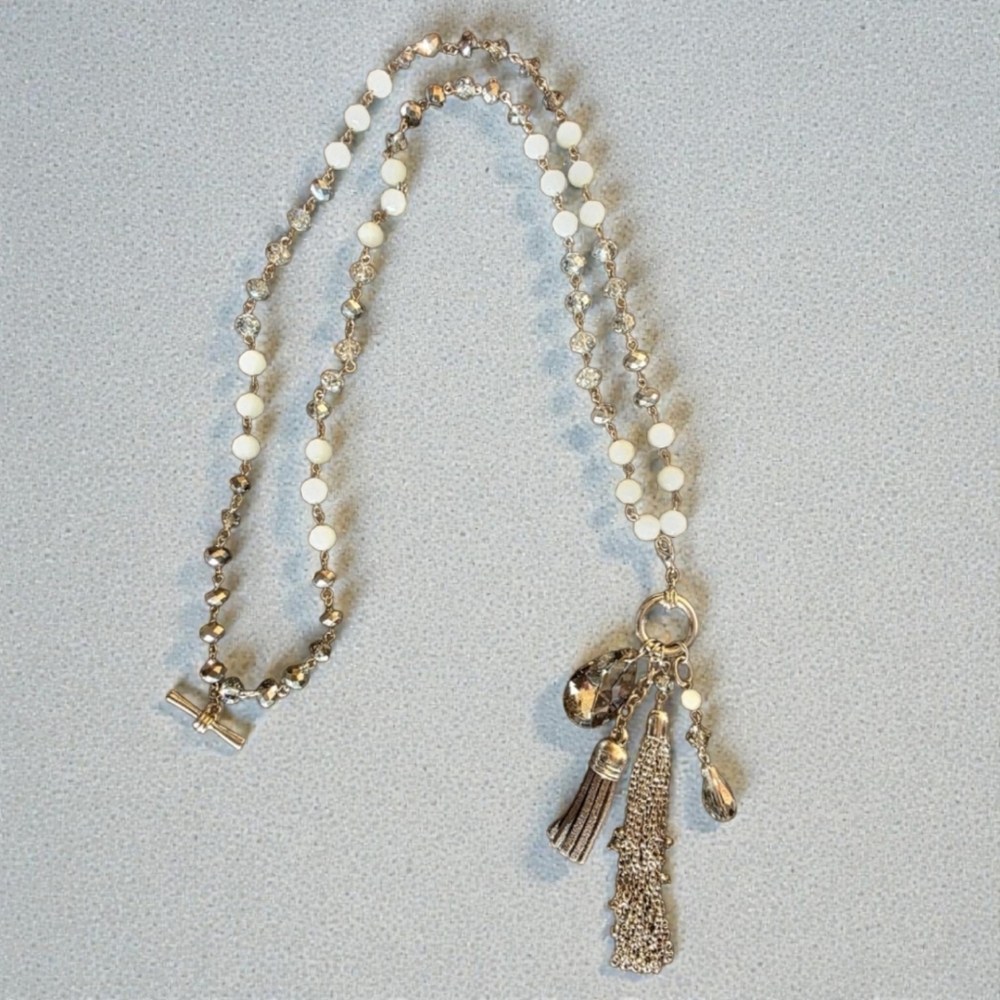 Premier Designs Silver, Gray and White Necklace with Tassels EUC